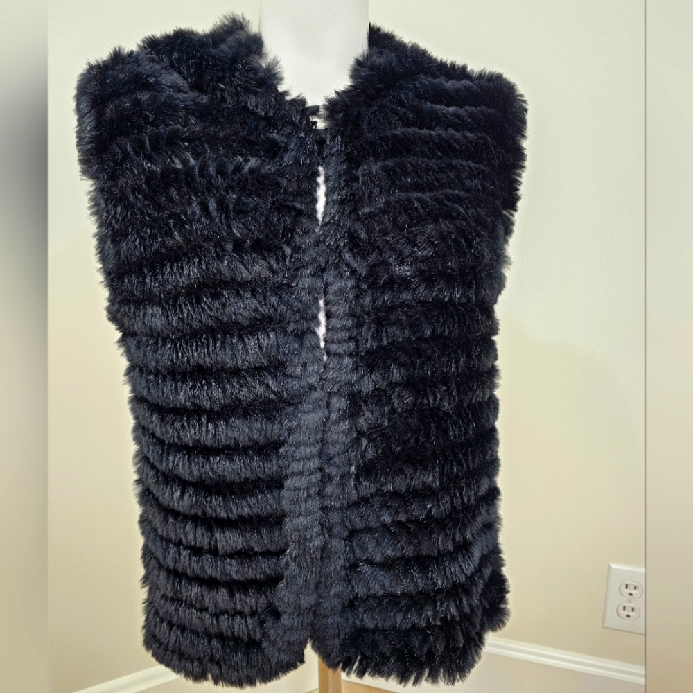 Black Saks Fifth Avenue Fur Vest M/L